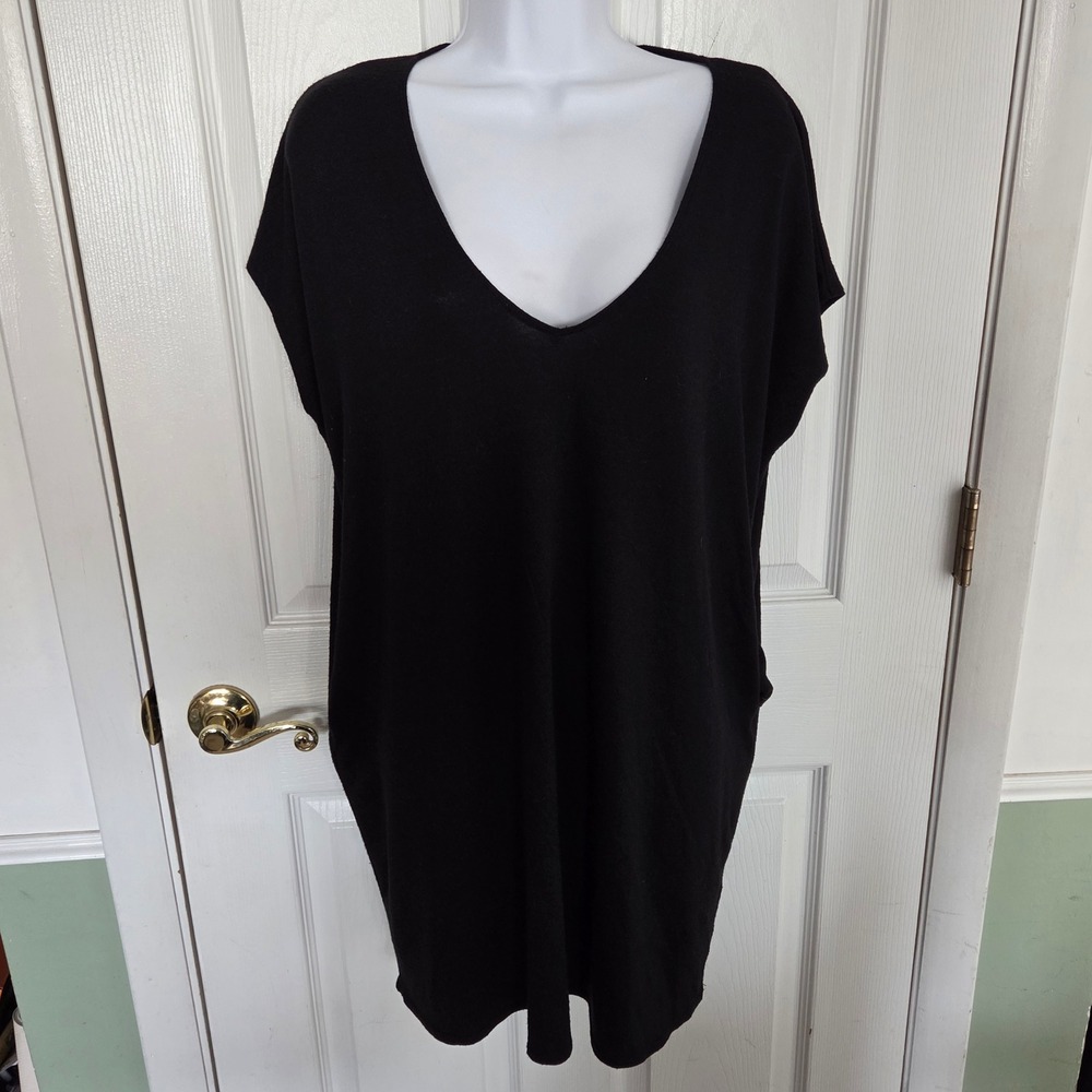 Wilfred Free S Aritzia Black V-Neck T-Shirt Dress Relaxed Fit Flowy Minimalist